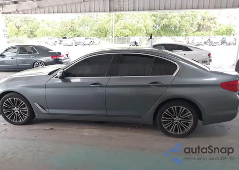 2019 BMW 540 из США, поврежденный, VIN WBAJE5C59KWW06369